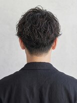 モッズヘア メン 新所沢店(mod's hair men)&nbsp;無造作ブラック大人刈り上げフェザーパーマショート30代40代p1