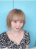 大人可愛い20代30代40代小顔ワンサイドショートボブ丸み前下がり