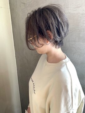 カーサ キッチン(KITCHEN) 前下がりハンサムショート