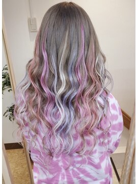 ラシック(Rachic) グレージュin原色ハイライト