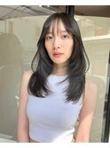 レイヤースタイルレイヤーカット小顔ミディアム