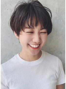 ギミック 自由が丘(gimmick) ショートパーマ風/オン眉+くすみカラー(オリーブグレージュ)