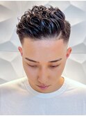 スキンフェード/ビジネスパーマ/メンズパーマ/ナチュラル20代