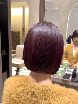 ジーナ 高槻(Zina) あご下2cmボブ