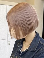 アム(am)&nbsp;大人シアーベージュミニウルフボブミディアムレイヤー