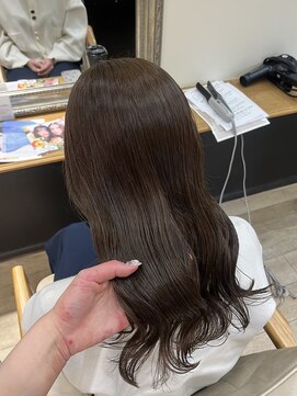 ケア アンド デザイン ココロ(care&design KOKORO) 赤みを抑えたオリーブブラウン！