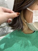 アニー 松戸(ANNI)&nbsp;外ハネボブ/美髪/ワイドバング/ホワイトブロンド/イメチェン