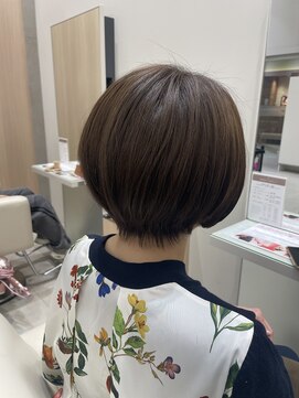 ゼルアヴェダ イオンモール与野(ZELE AVEDA) ナチュラルショート