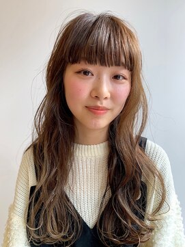 リム(LIM) ハイライトとスプリングパーマ