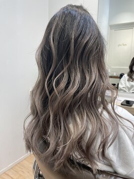 フレリス(FreRis) 大人かわいいバレイヤージュ　アッシュグレージュ