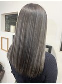 ハイライトカラー　アッシュグレー　stylist/miaki