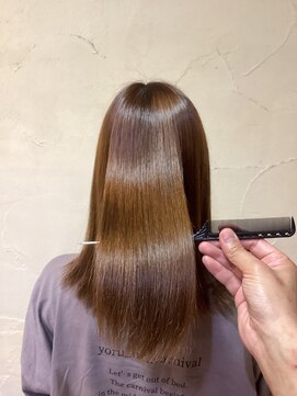 アゴストヘア コシガヤ Agosto hair KOSIGAYA 朝の準備も楽々♪酸性ストレートで髪質改善