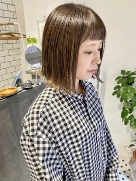 ミー(me.) オン眉外ハネボブ