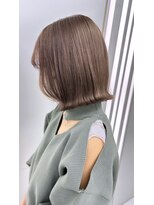 ルートエイチ 市川(Root H) 斜めバング斜めバングデザインカラーシルキーベージュ