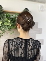 ロカット サロン(Roquat Salon)&nbsp;タイトシニヨン【立川／バイカルテ／国立／ヘアセット】