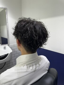 リバティシェアバーバー 銀座(LIBERTY SHARE BARBER) スパイラルパーマ<理容室>