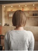 ベージュボブハイトーンボブミニボブ大人ボブ切りっぱなしボブ