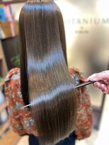 ボタニウム バイ アールサロン(BOTANIUM by RrSALON)&nbsp;20代30代40代必見 本物 髪質改善RrSALON HYDRO XEトリートメント