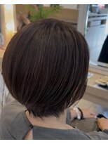 ミーサ(MYSA)&nbsp;大人ショート×白髪ぼかしハイライト