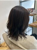 ゆるふわウェーブ巻きくびれ小顔レイヤーミディアムスタイル