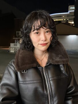 トゥコ(tuco) 黒髪 ボブ ウェーブ パーマ ウルフ 切りっぱなし