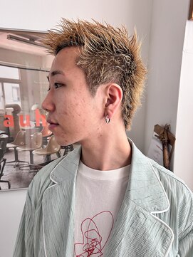 カルテ(QUARTE) スパイキーショート 刈り上げなし
