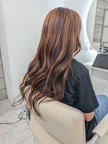 ビンナ(BINNA)&nbsp;ウォームブラウンロングヘアのアンブレラカラー♪