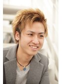 ツーブロックアッシュ ふんわり毛束ショート