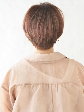 ケーツー心斎橋 クイーンズガーデン バイ ケーツー(K two QUEEN'S GARDEN by K two) 大人女性人気スタイル小顔ショート~back~/心斎橋&難波&なんば