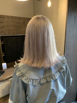 ハウンド(HAWND) ホワイトベージュ!