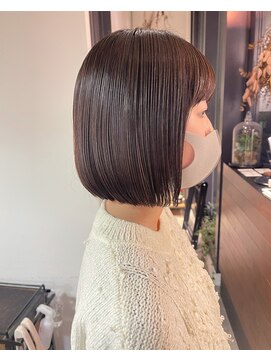 ロビン アンド ダルク(robin&darc) 切りっぱなしボブ【髪質改善】【代官山】