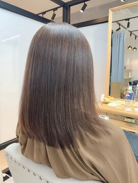 イーラ(era) 《era》髪質改善　サイエンスアクア　ラテブラウン　みわ