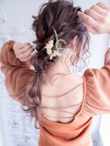 ヘアメイク ティサ(hair make Tisa) 編みおろしアレンジ2