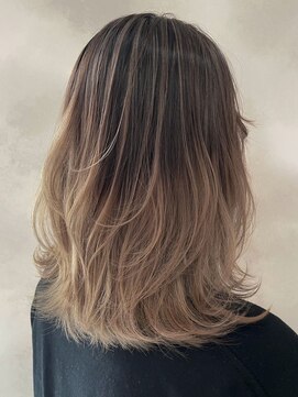 ミルヘアデザイン(mil hair design) イヤリングカラーインナーカラーハイライトフェイスフレーミング