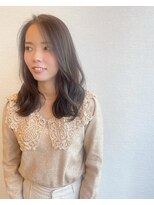 ムエベ(MUEBE)&nbsp;透け感たっぷり◎秋のグレージュカラー