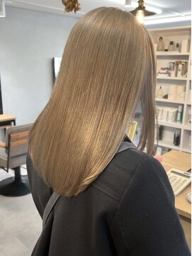 ミュラ(mulah) ハイトーンカラーミルクティーベージュ＊艶髪ストレート