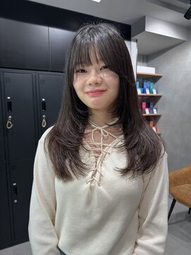 シャルムバイケンジ(Charm.by KENJE) 【 小顔魅せ×垢抜け 】なりたいレイヤーカットが叶う場所*