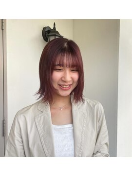 リルバイスニップ(Ril by snip) イヤリングカラーショートインナーカラーボブナチュラルボブ