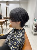 魅力倍増カールセミディシアーカラーダークアッシュショートヘア