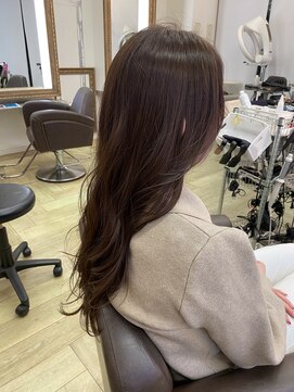 コワファースト 大分(COIFF1RST) 寒色ベージュ