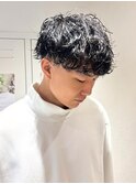 メンズマッシュヘア波巻きパーマ