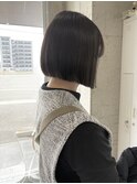 プツッと切りっぱなしボブ