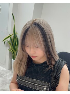 エトワール(ETOILE) 神戸三ノ宮/ホワイトベージュ/デザインカラー/ブリーチ