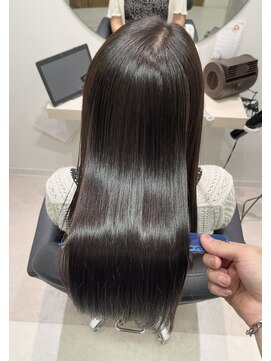 エレノア 梅田 大阪駅前第4ビル店(Eleanor) 美髪矯正ストレート