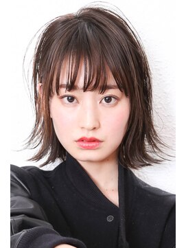 モニカ 西宮北口(Monica) 大人かわいい伸ばしかけグレージュナチュラルボブ