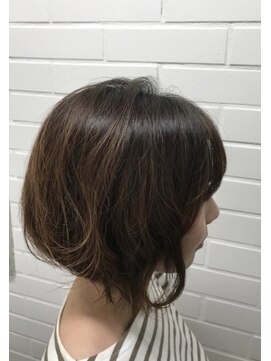 ギンイロ(giniro) 大人ボブ