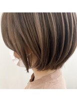 ネオリーブ チロル 横浜西口店(Neolive CiroL.)&nbsp;すっきりショートにこっくり秋色ベージュ