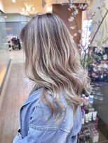 ディア(.eer)&nbsp;春夏ハイライトバレイヤージュ/心斎橋/南船場/ハイトーンカラー