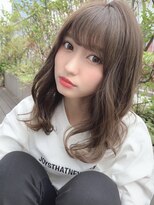 シルクレイ 新宿店(Silk-lei)&nbsp;大人かわいいカーキグレージュ,フェザーバング20代