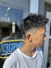 サーティーングラインド(13GRIND) スパイキーショート